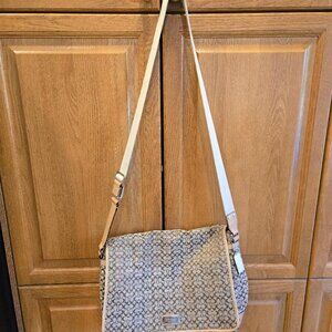 COACH Women's Signature Fabric Laptop Briefcase Brown and Tan H1069